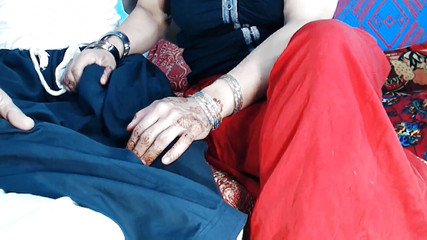 डॉगी स्टाइल में मेरी हॉट देसी गर्लफ्रेंड की गुदा मैथुन, गर्म कराहों के साथ वास्तव में कठिन गुदा मैथुन