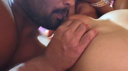 स्तन चूसना और चोदना - मेरे सौतेले भाई ने मेरे स्तन चूसे और मेरे सौतेले भाई ने मेरी गांड चोदी - सौतेली बहन और सौतेला भाई