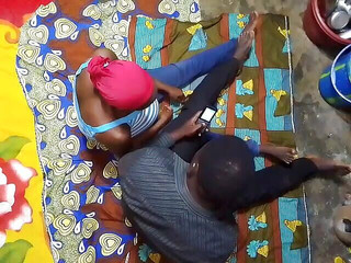 भारतीय घर के मालिक ने बंबई के अपने भारतीय किरायेदार को चोदा