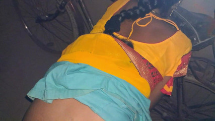 सौतेली माँ सौतेले बेटे को बहुत मुश्किल से चोद रही है