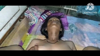 मेरी बीवी ने मेरे दोस्त को बहुत बड़े लंड से चोदा