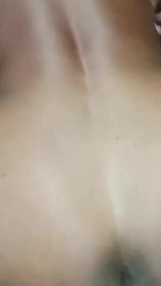 साड़ी के बिना पत्नी की बड़ी गांड की सवारी