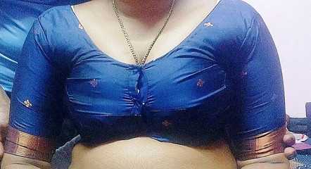 देसी सौतेली माँ अपने बेटे के साथ हॉट सेक्स