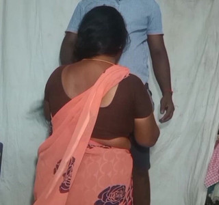 भारतीय सौतेला बेटा सौतेली माँ को चोद रहा है