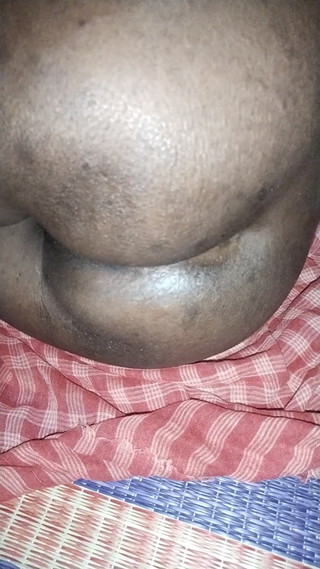 देसी भाभी बड़ी गांड