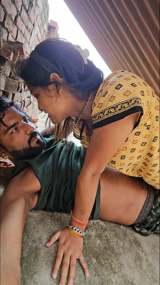 भारतीय नई देसी हॉट गाँव की लड़की का घर में सेक्स