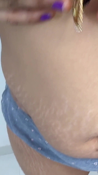 कोमल इसे 500 में रात भर ले रही है