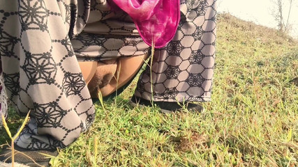 सौतेले भाई द्वारा जंगल में आउटडोर में भारतीय गाँव की सौतेली चाची कट्टर सेक्स वीडियो की चुदाई