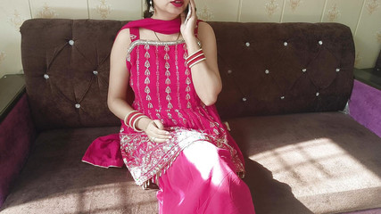 मैंने क्रिसमस के अवसर पर अपने देवर का लिंग चूसा, उपहार में एक कंडोम दिया और मुझे खूब चोदा, मेरी चूत और मेरी गांड को संतुष्ट किया हिंदी में