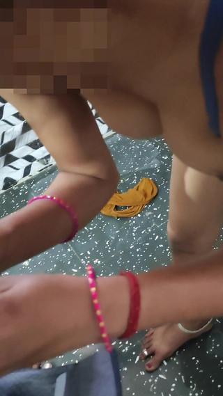 जल्दी चोद के पानी निकालो - मेरी इंडियन हिंदी गंदी बात देसी बीवी कह रही है