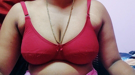 मोहिनी भाभी अपने सौतेले भाई के घर आई