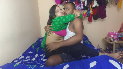 हॉट इंडियन सौतेली बहन और सौतेला भाई पूर्ण नग्न रोमांस चुंबन और बूब प्रेस गांड चूसने वाला सेक्स वीडियो