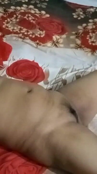 सुहागरात वाली वीडियो हिंदी में।