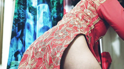 अचानक उसका डिक सख्त हो गया