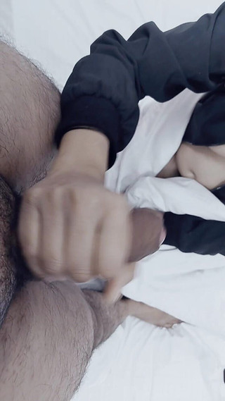 इस्का के साथ दुनिया में सबसे अच्छा हैण्डजॉब