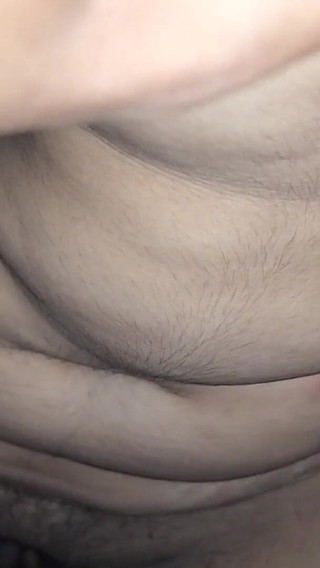 देसी भारतीय लड़की ने पहली बार बॉयफ्रेंड के साथ सेक्स किया