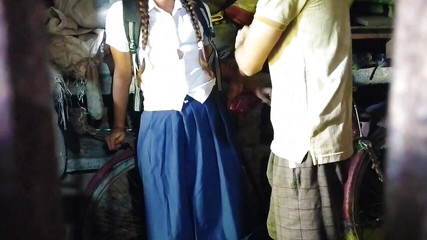 मेरे कमरे में फिर से एक कॉलेज लड़की है