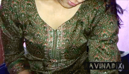 रवीना बड़े स्तन वाली लड़की को डेवर हिंदी आवाज के साथ जमकर चोदा