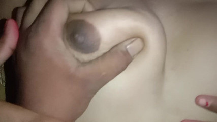 ज़मीन पकड़ कर जोरदार चुदाई