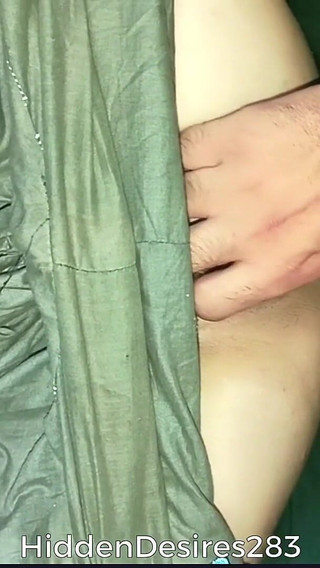 मेरी पत्नी मेरे बड़े वीआईपी लंड का आनंद लेती है