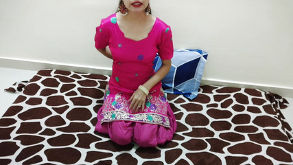 XXX सौतेली बहन साराभाभी को स्पष्ट हिंदी ऑडियो में उसकी सगाई पर फुहार के साथ लंबे समय तक गुदा मैथुन मिला