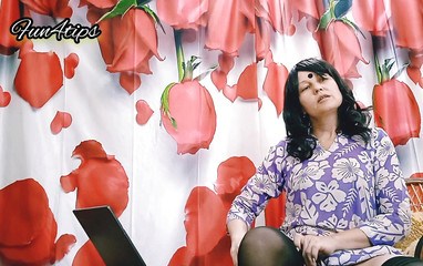 स्तन चमकाते हुए लंड चूसना