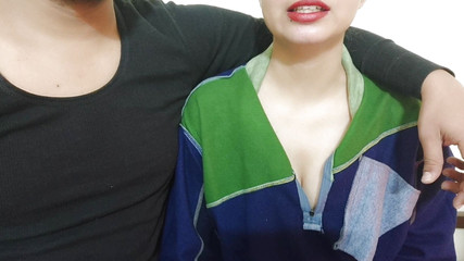 भारतीय सौतेला भाई आजमाता है यह एक अजीब तरकीब - फैमिली थेरेपी थप्पड़