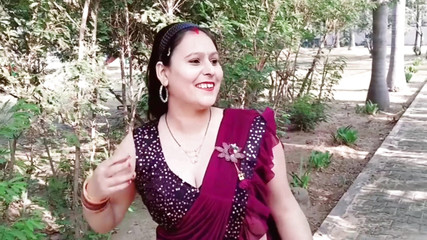 पार्क में टहलने के बाद मेरी भारतीय पत्नी को चोदना