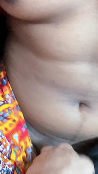 मेरे घर आई मेरी सेक्सी कॉलेज बेस्टी को बॉय फ्रेंड के बड़े लंड ने चोदा