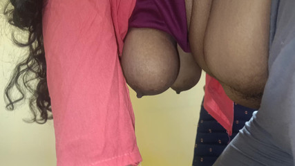 कॉलेज जूनियर लड़की