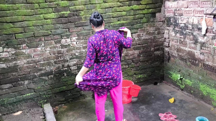 देसी सौतेली माँ ने जवान लड़के को चोदा