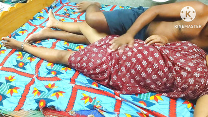 मैंने पड़ोसन स्टेपाउंटी को नंगा छोड़ दिया