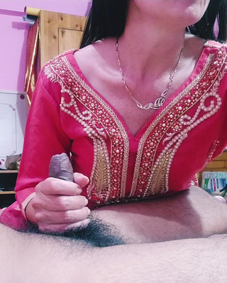 कामुक एमआईएलए विशाल वास्तविक काला लंड अविश्वसनीय रूप से कठिन चाहता है