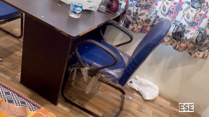 स्टेपाउंटी को घर पर तब चोदा गया जब वहां कोई नहीं था