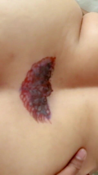 थ्रीसम हार्डकोर साझा पत्नी बॉस और पति के साथ सेक्स करती है