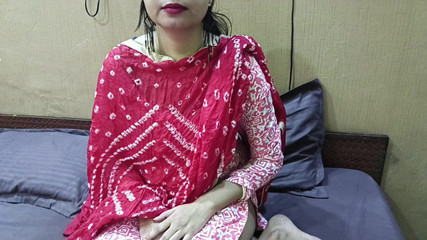 सौतेला पिता अपनी किशोर सौतेली बेटी को चोदना चाहता है - हिंदी में पूरी कट्टर गंदी बातें