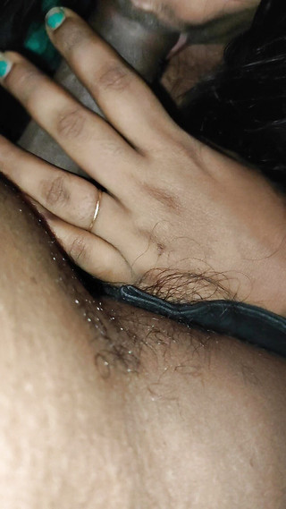 मल्लू वर्षा studio