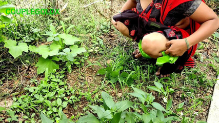 कोमल ने अपने साथ काम करने वाले मजदूर को नौकरी छोड़ने पर मजबूर कर दिया