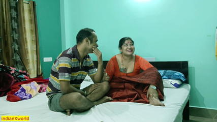 स्पष्ट ऑडियो के साथ देसी हॉट रंडी भाभी का विशेष सेक्स