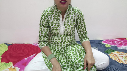 देसी डर्टी भाभी को अपने बीमार देवर का बड़ा लंड चाहिए