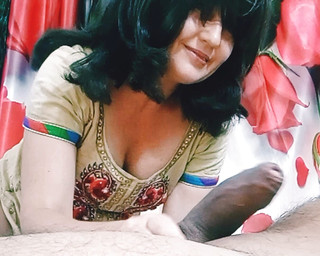 हॉट स्लट्टी गर्ल बीबीसी ब्लोजॉब