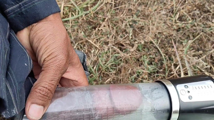 देसी लड़की जंगल में हिंदी वीलॉग बना रही थी, अचानक एक लड़के का मोटा लिंग देखकर चुदाई हो गई, हिंदी वीलॉग